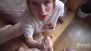 Mira David's Amateur Sextape: Squirt-Filled Kitchen Frenzy