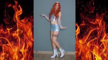 MadQueenOfficial's Winx Club Nerd Seduction