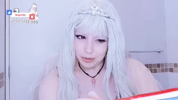 Nina-Boo's Teen (18+) Dreams: Ahegao Orgasm with Toothpaste