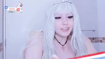 Nina-Boo's Teen (18+) Dreams: Ahegao Orgasm with Toothpaste