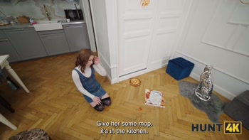 HUNT4K. Pussy for Pizza