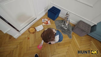 HUNT4K. Pussy for Pizza