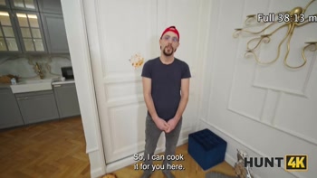 HUNT4K. Pussy for Pizza