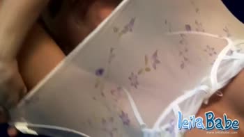 Leila Babe's Shaved Bliss: Sultry Solo Tease