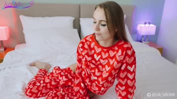 SiaSiberia - Sia Siberia's Steamy Anal Creampie Affair