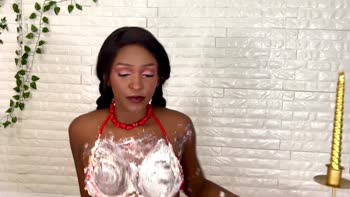 Liz Ferrari's Sizzling Cake Smash Solo: Natural Ebony Babe Indulges