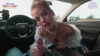 Owl Stal's Hot Blonde Ride Share: Deepthroat Blowjob & Huge Cumshot