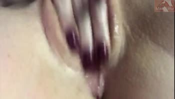 Mari_Lima's Petite Delight: A Fresh Pink Pussy Solo