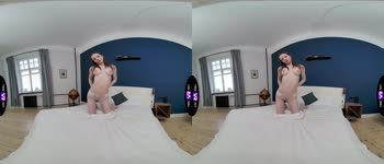 Daa's Sultry Solo VR: Orgasmic Bliss After Stripping Down