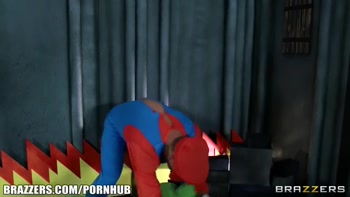Brooklyn Chase & Keiran Lee Get Brazzers-Bound in Mario Bros. Parody