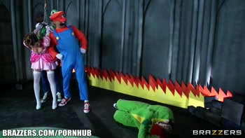 Brooklyn Chase & Keiran Lee Get Brazzers-Bound in Mario Bros. Parody