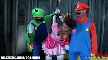 Brooklyn Chase & Keiran Lee Get Brazzers-Bound in Mario Bros. Parody