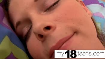 Russian Teen (18+)'s Homemade Orgasmic Toy Play