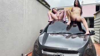 AmbarPrada's Sizzling Ride: Latina Blonde Masturbates & Fists in the Car
