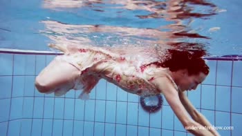 Martina's Underwater Bikini Show: Big Boobs and Croatian Charm