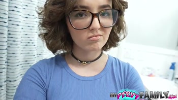 Nerdy Teen (18+) Stepsister Is Wet for Cheating Stepbro - Leanna