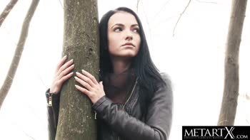Sapphira A's Petite Delight: Firelit Solo Play