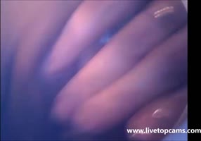 Sensational girl getting filmed inside of her pink vagina while she cum