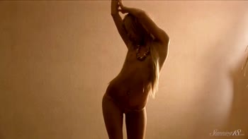 Sarah's Seductive Solo: Fingered to Perfection in Darkness