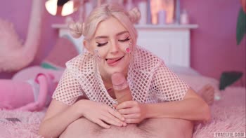 Eva Elfie's Cute Face Cums With Joy