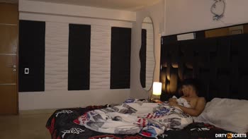 Lil_Timy's Secret Seduction: A Night in Bed with My Hot StepMom