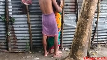 Villagesex91's Outdoor Desi Fling: Real Couple's Indian Village Affair