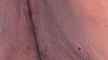 Tattooed Temptress Xoxosabrosos Squirts with Her Hands
