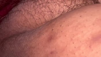 Tattooed Temptress Xoxosabrosos Squirts with Her Hands
