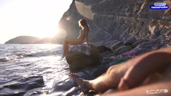 CumForKate - Kate's Beachside BJ: Caught Jerking Off by a Stranger, Ends in Wild Cumshot