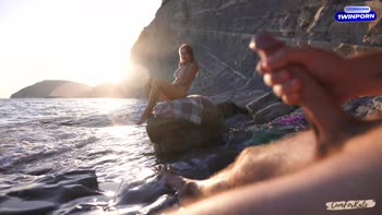 CumForKate - Kate's Beachside BJ: Caught Jerking Off by a Stranger, Ends in Wild Cumshot