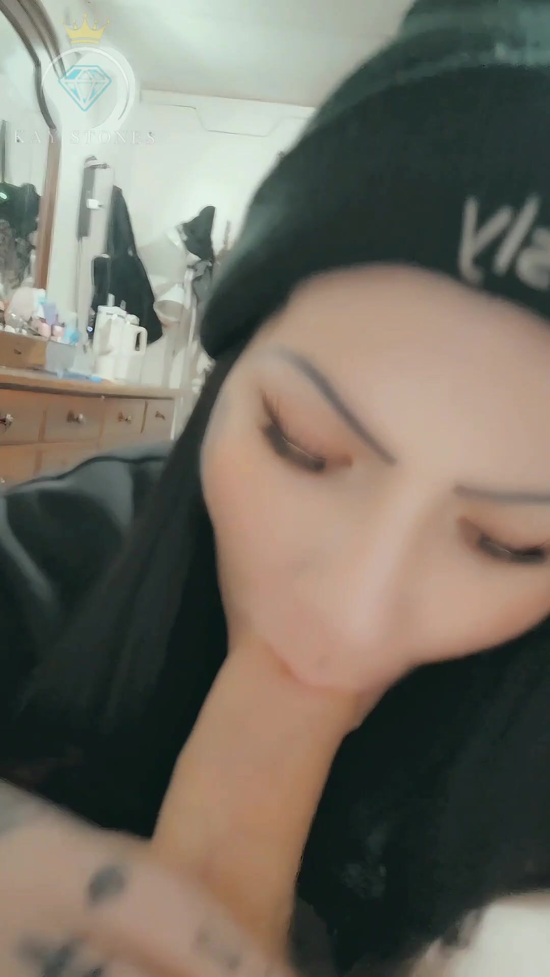 BLOWJOB WITH MOUTHFUL OF CUM