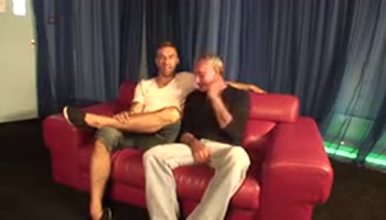 Old man fucks sexy babe