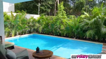 Khloe Kapri's Sizzling Stepsis Seduction: A Brotherly Vacation Getaway