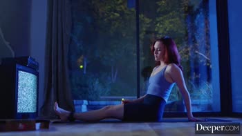 Be's Petite Redhead Temptation: Begging for Big BBC