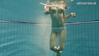 Russian Teen (18+) Andrea's Sultry Underwater Show