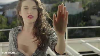 Serena Wood: Stunning Russian Beauty Exposes Her All-Natural Assets
