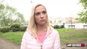 Vinna Reed Teases Public Massages Then Seduces on the Street
