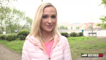 Vinna Reed Teases Public Massages Then Seduces on the Street