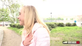 Vinna Reed Teases Public Massages Then Seduces on the Street