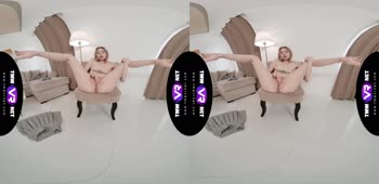 Mimi Cica's Sultry Solo: Masturbating to Bliss in 3D VR