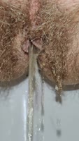 Angel Fowler's Golden Shower: Hairy MILF Farts & Pisses