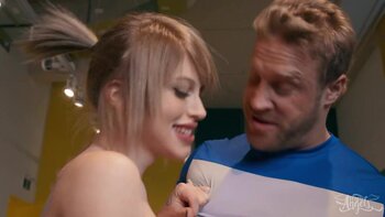 Mateo Tomas' Steamy Workout Session With Trans Angel Izzy Wilde