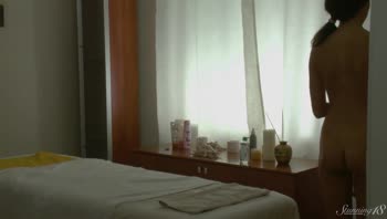 Wanda's Sensual Massage Ignites a Sizzling Orgasm