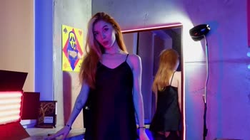 Izi_fox's Sizzling Solo: Red Hot Seduction in HD