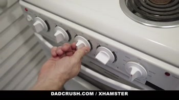 DadCrush – Stepdaughter Sucks And Fucks Step Dad For Car Keys