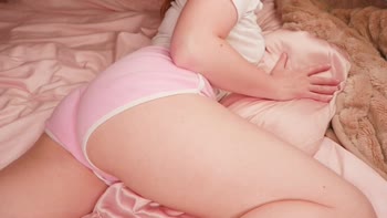 GoodGirlGracie22 - Gracie's Sensual ASMR Pillow Humps