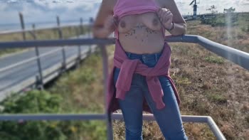 HottPussy118's Pier Show: Fresh Teen (18+) Flashes Her Tits in Public