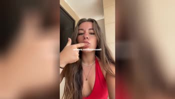 Lena Mouse's Sizzling Leaks: A British Teen (18+)'s Triple-Threat Gangbang