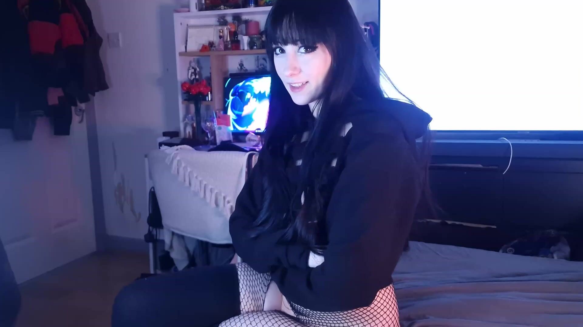 Big Step Sister has to Fuck me if she wants her Phone Back, just like last Time