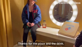 I Paid A Dutch Pizza Delivery Girl To Have Sex With Me - Ends With Facial